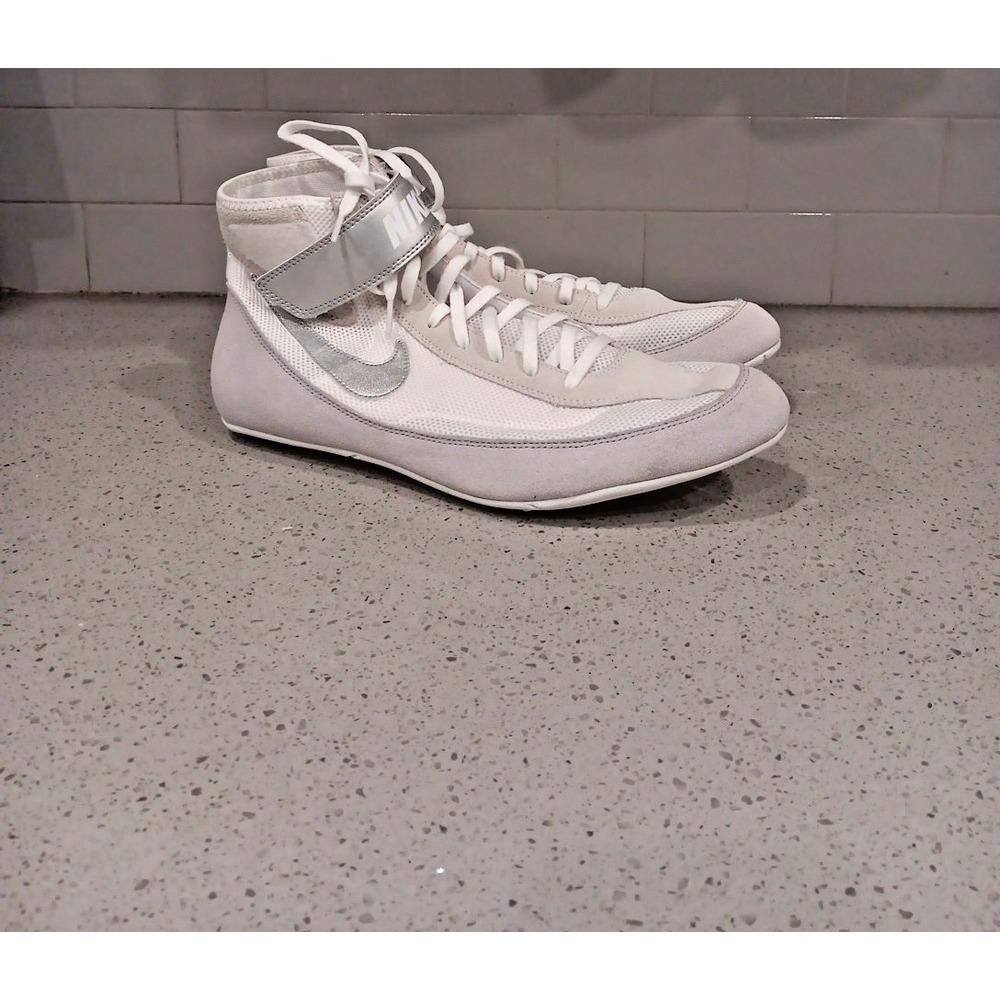 Nike SpeedSweep 7 White Metallic Silver Mens Wrestling Shoes 366683-100 Sz 13
